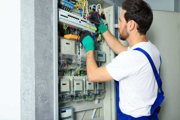 Best Licensed Electrician  in Gueydan, LA